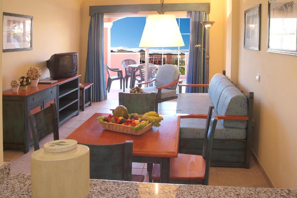 Apartamentos Granada Park Playa de las Américas Dış mekan fotoğraf