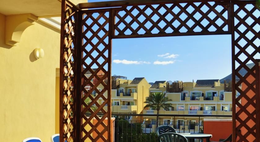 Apartamentos Granada Park Playa de las Américas Dış mekan fotoğraf