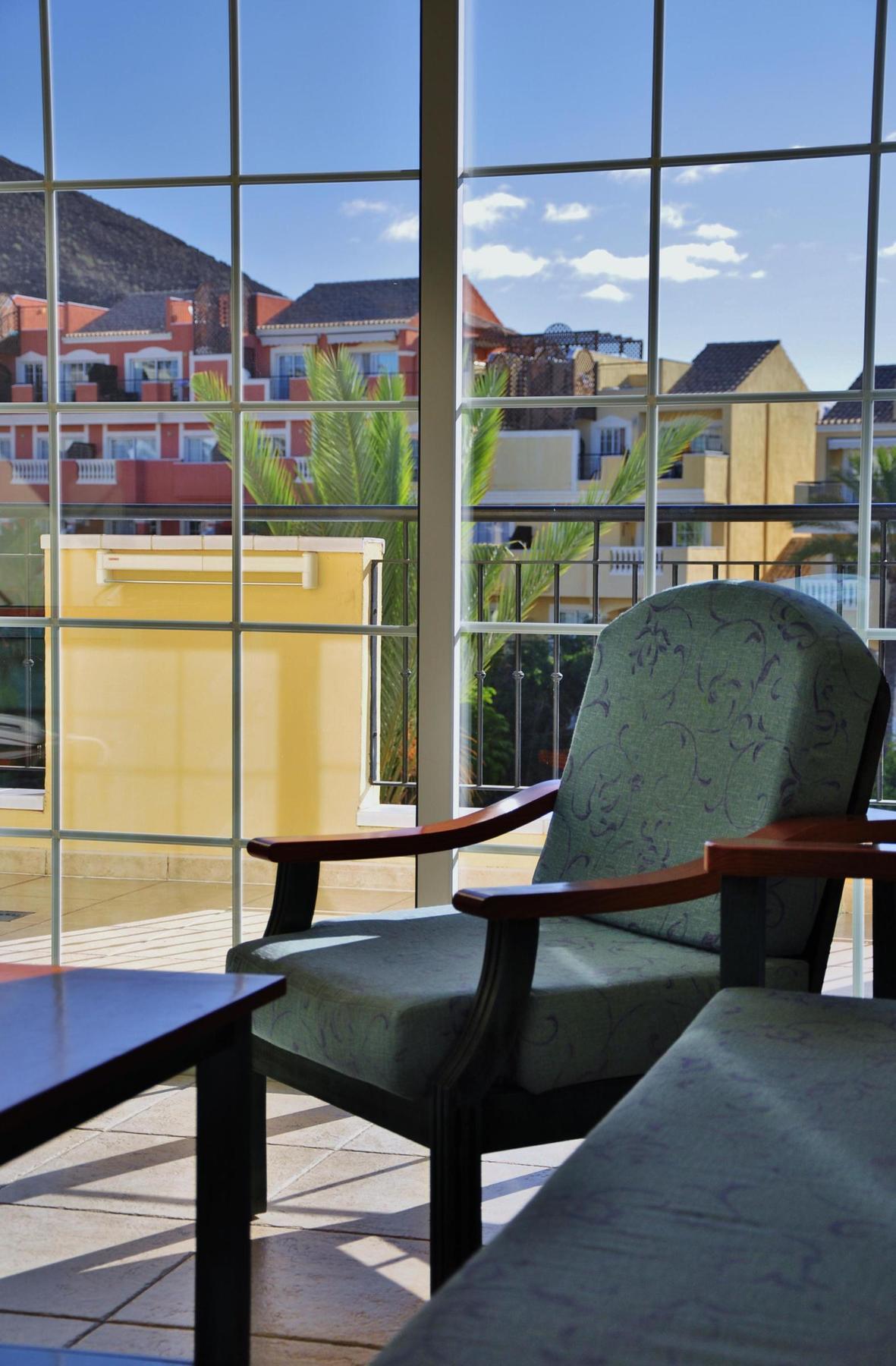 Apartamentos Granada Park Playa de las Américas Dış mekan fotoğraf