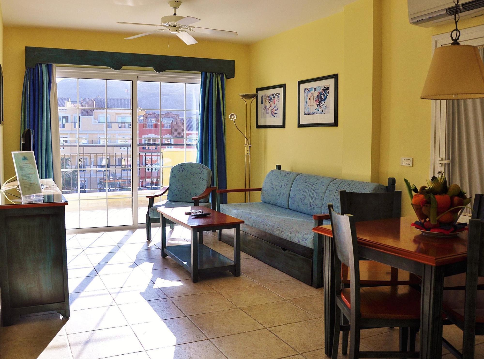 Apartamentos Granada Park Playa de las Américas Dış mekan fotoğraf